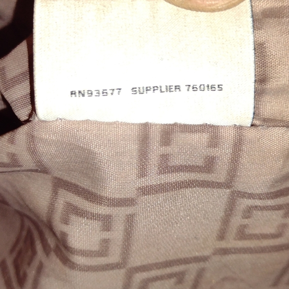 Liz Claiborne red Satchel purse. - Picture 7 of 7